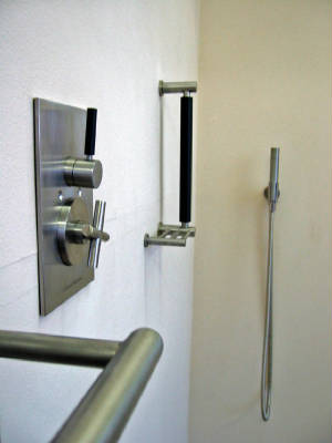 xoshowervalve.jpg